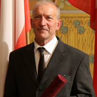 obrázek k Stanislav Cimburek byl oceněn za dlouholeté zásluhy v trénování dětí a mládeže v basketbalu a vedení mladé generace ke sportu a aktivnímu životnímu stylu.