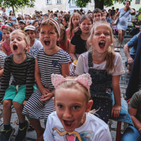 obrázek k Milujeme, jak děti při pohádkách brání dobro! 