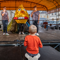 obrázek k Toulovcovy prázdninové pátky opět pomáhají dětem!