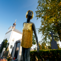 obrázek k Múza od O. Zoubka na hrobu Josefa Matičky v Litomyšli