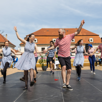 obrázek k Zahájení litomyšlské lázeňské sezóny letos na téma: „Kuděj, voni nás nenuděj!“