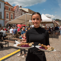 obrázek k Uč se vařit jídla nová a buď jako Rettigová!