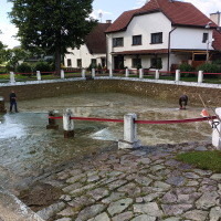 Kornice Čištění požární nádrže
