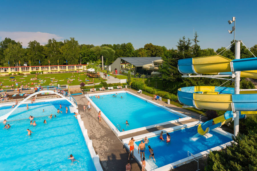 obrázek k Plovárna otevřela v pátek 4. června, do krytého bazénu až v září