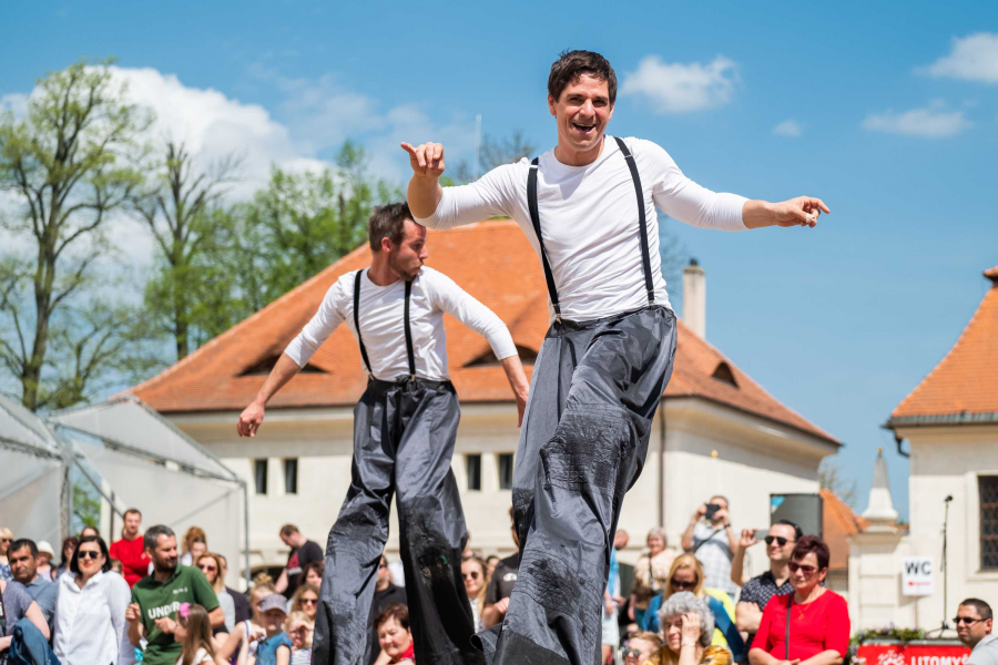 obrázek k Zahájení litomyšlské lázeňské sezóny letos konečně naživo! 