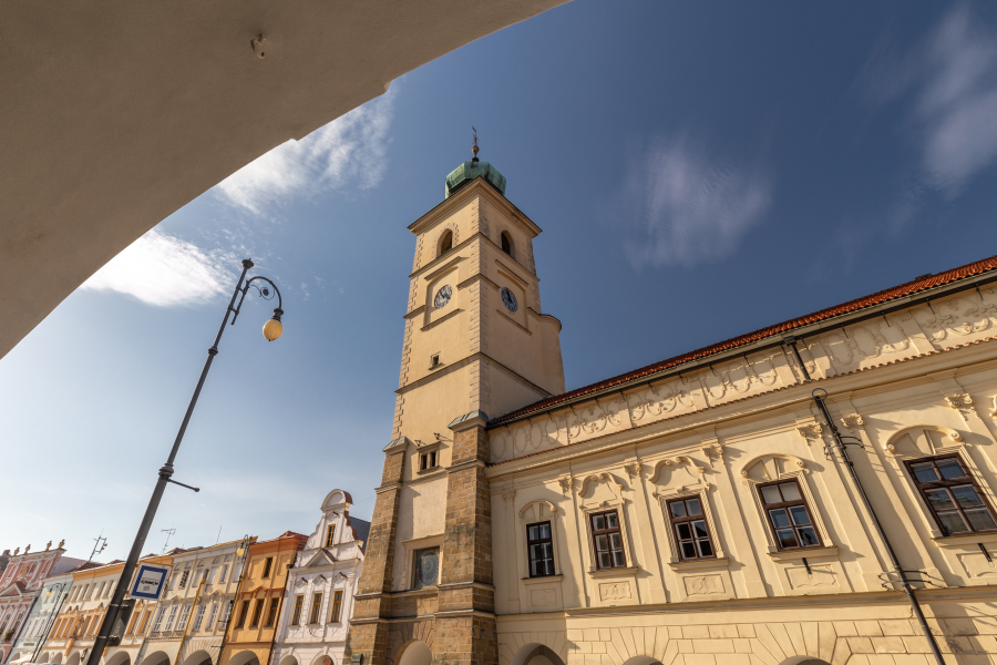 obrázek k Smetanovo náměstí Litomyšl, pohled k Městské knihovně