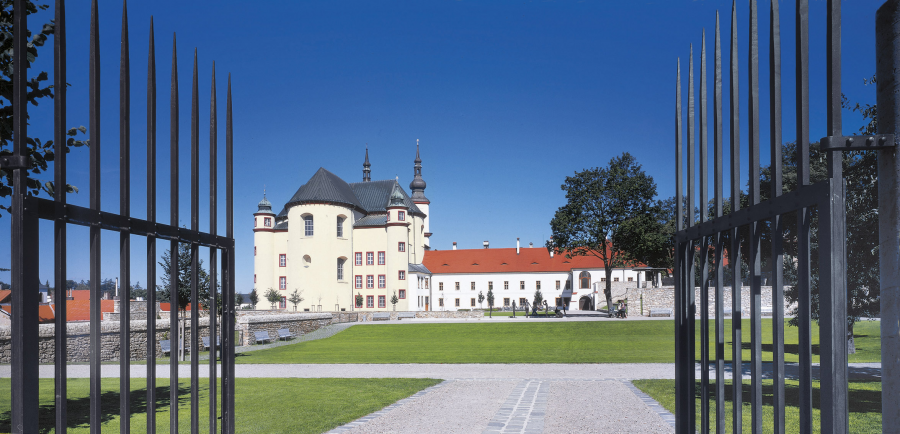 obrázek k 17358975237375318