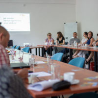 obrázek k ŽÁKOVSKÝ PARLAMENT V ŽIVOTĚ ŠKOLY (Jak získat podporu pedagogického sboru a usadit parlament ve struktuře školy) - kabinet školních parlamentů