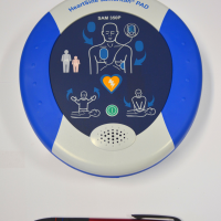 obrázek k Dorazil defibrilátor pořízený z participativního rozpočtu