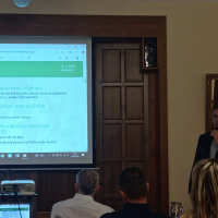 obrázek k Převod nepedagogických pracovníků na zřizovatele a spojování školských subjektů